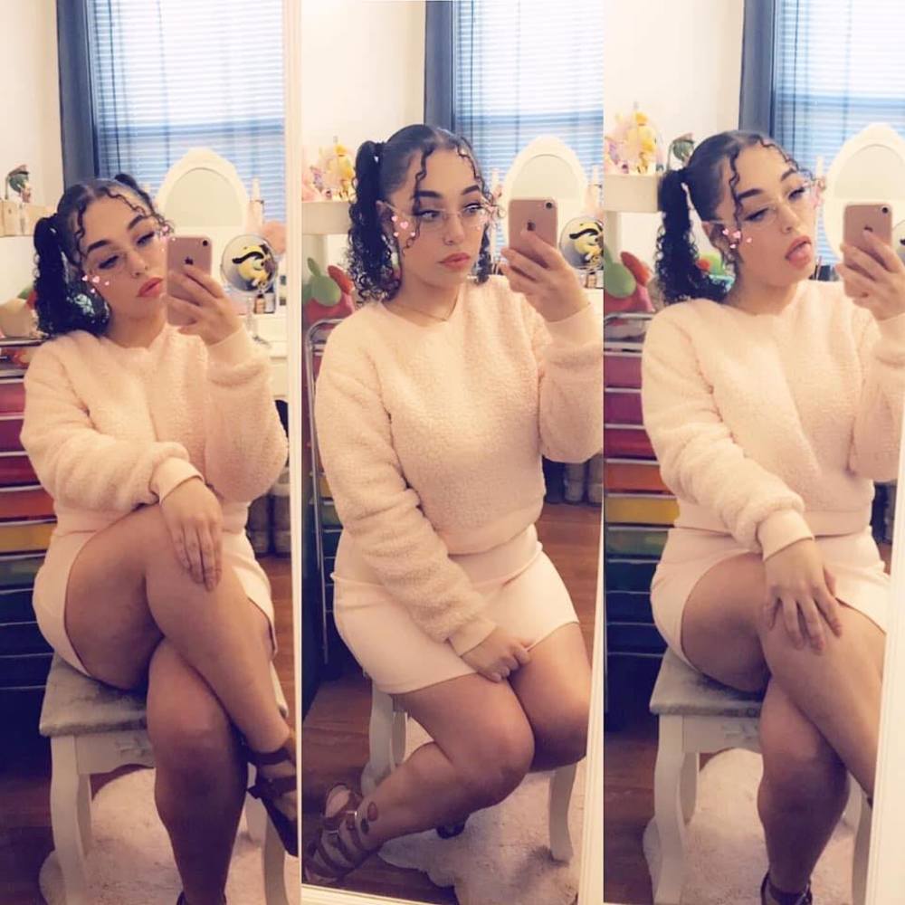 Meet your Posher, Emily